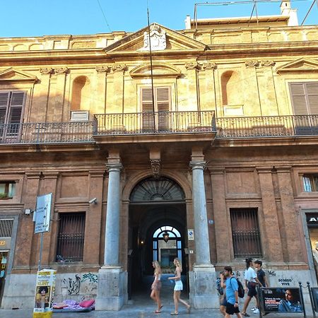 Апартаменти Al Palazzo Del Principe Al Massimo Палермо Екстер'єр фото
